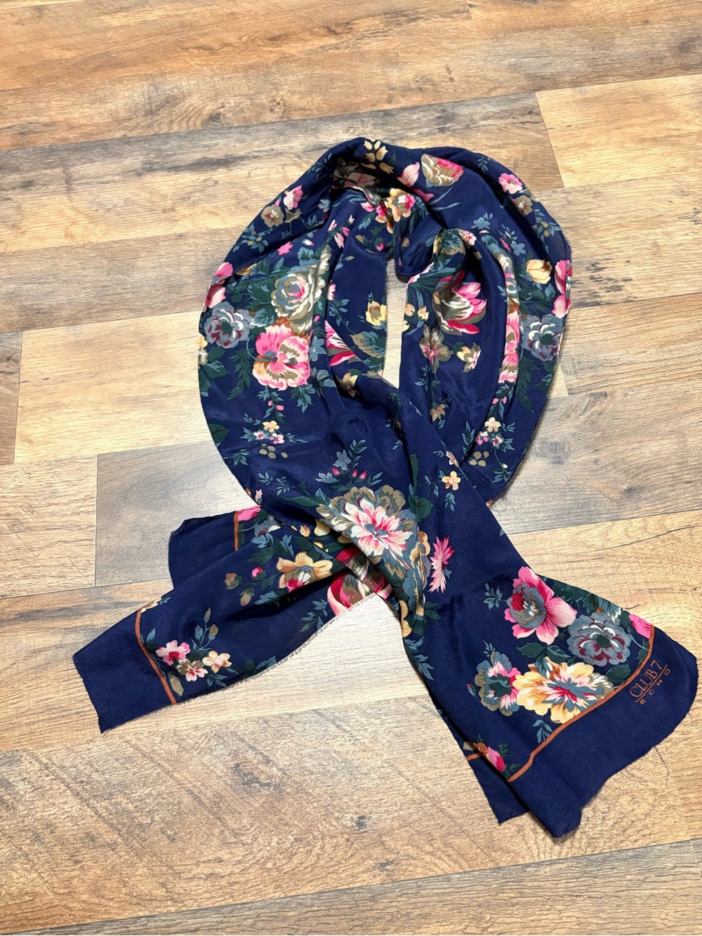 Vintage Club 7 Echo Floral Scarf Navy Boho Cottagecore Lightweight Wrap